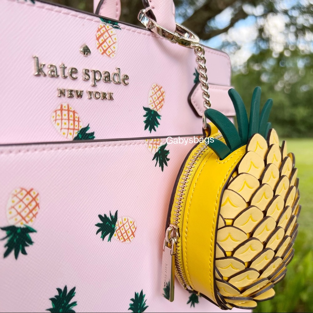 Kate Spade Colada Pineapple Novelty Coin Purse Wallet Keychain Limited Edition - Picture 4 of 6